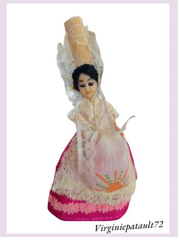 Poupée collection 17 cm