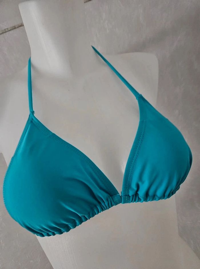 Haut de maillot de bain,
Lemon Bay.
Possibilité de rajouter un rembourrage
Taille : 36 - photo numéro 2