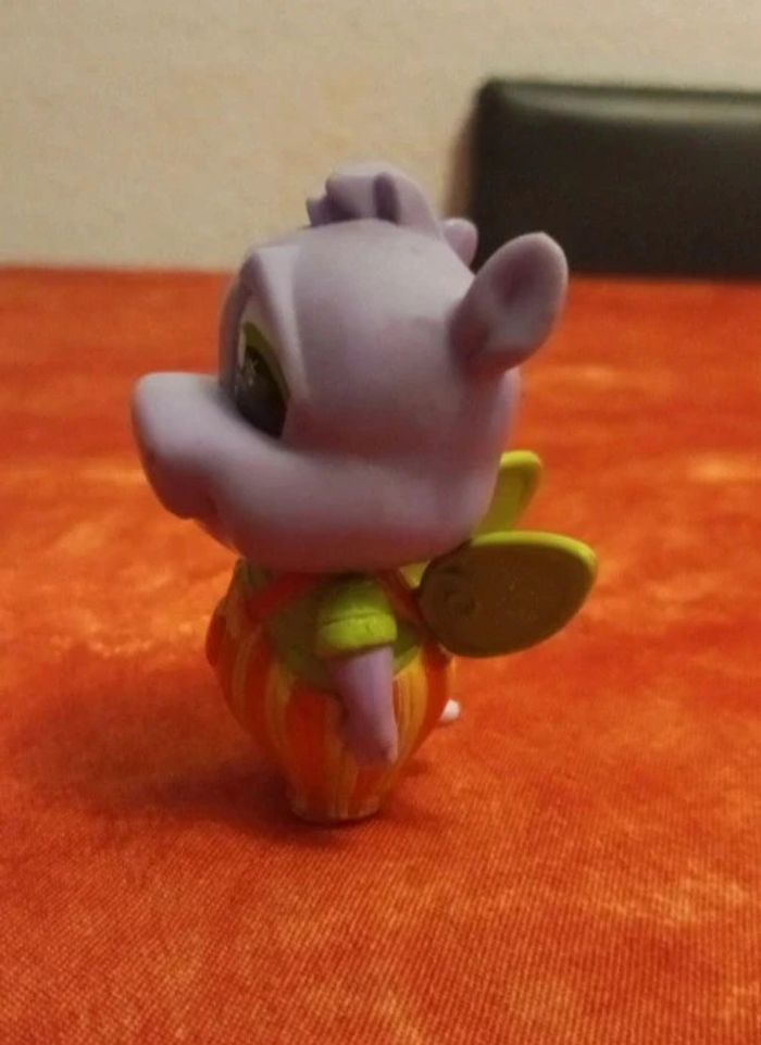 Otis, hippopotame des Winx, Bandai, Rainbow 2010 - photo numéro 2