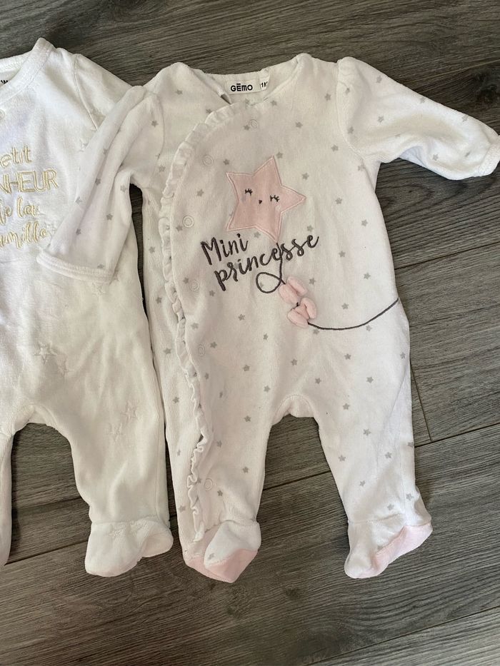 Lot de 3 pyjamas 1 mois - photo numéro 4