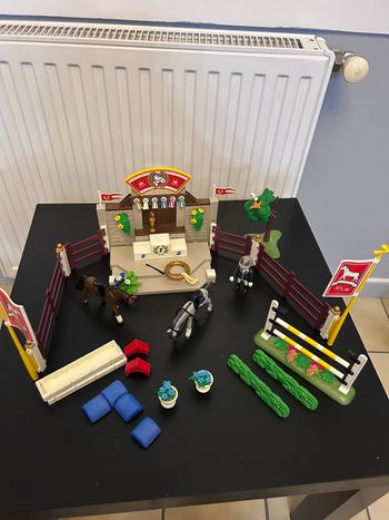 Playmobil « Piste d’obstacles hippiques »