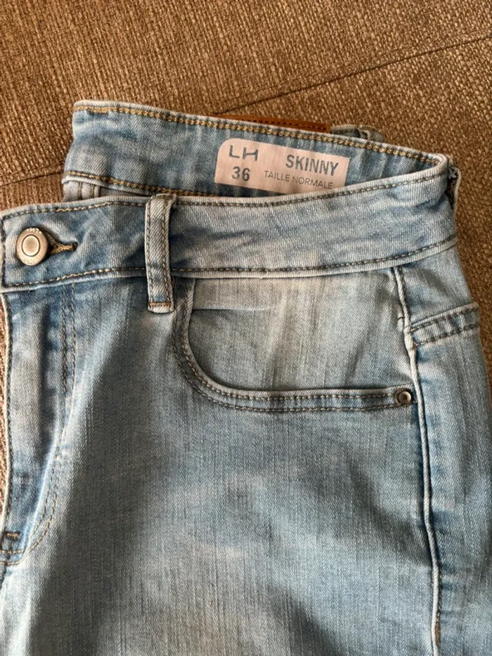 Jean Skinny bleu clair T.36 - photo numéro 2