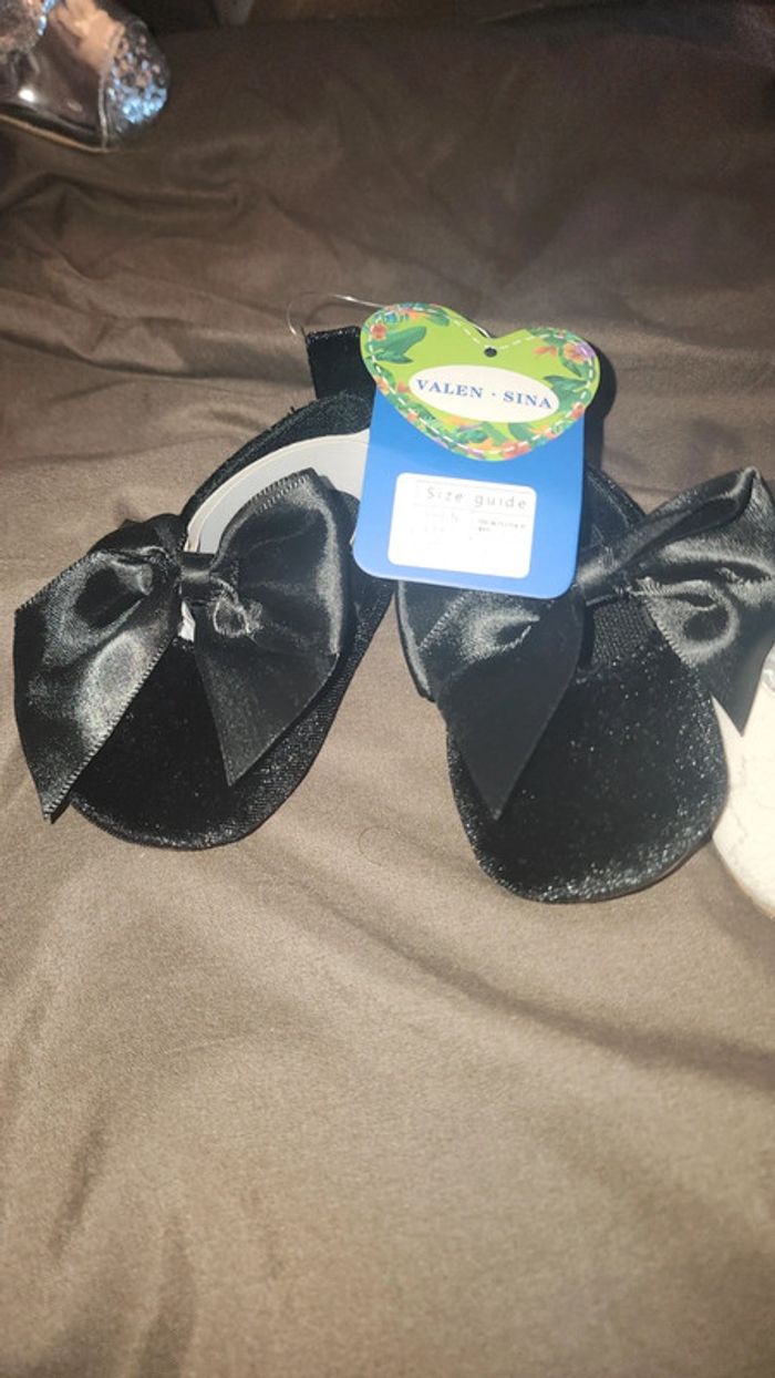 Chaussure bébé - photo numéro 3