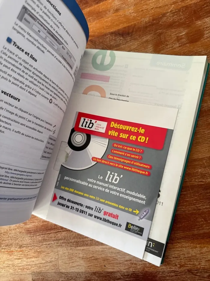 Livre, symbole, maths première - photo numéro 5