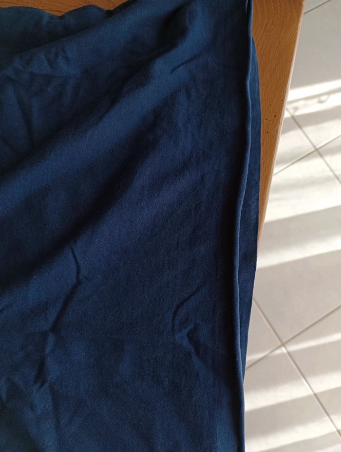 T-shirt Ellesse taille 12 ans en bon état - photo numéro 3