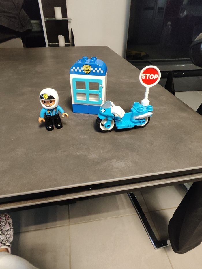 Lego Duplo Moto Police