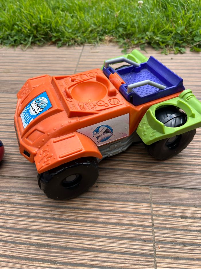 Voiture et 9 figurines gobsmax - photo numéro 4