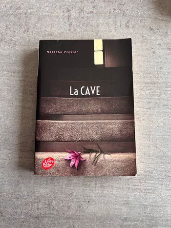 La cave - Natasha Preston