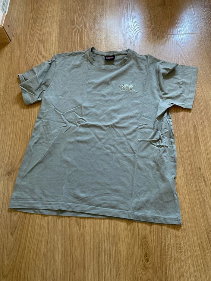 T shirt airness garçon taille M