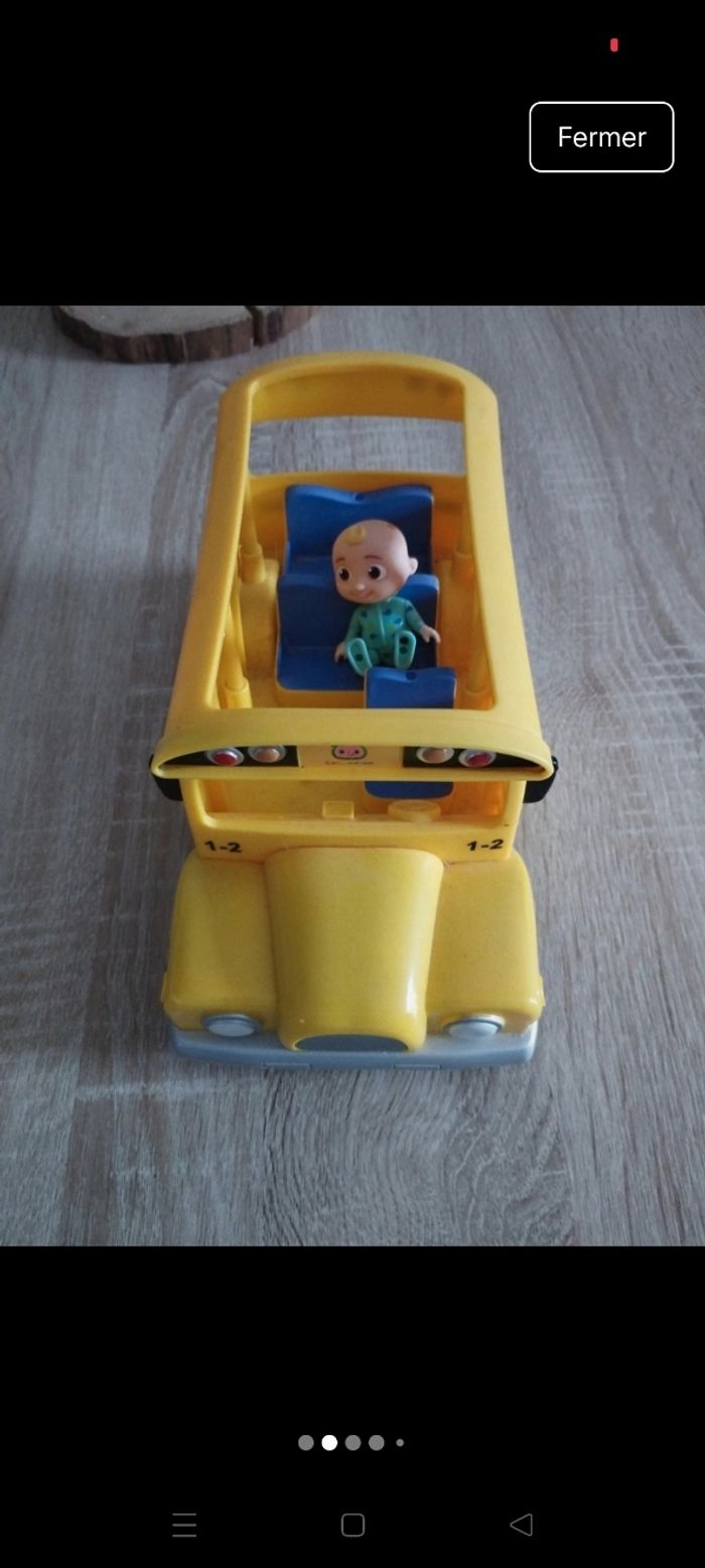 Bus cocomelon version originale ( anglais) - photo numéro 3