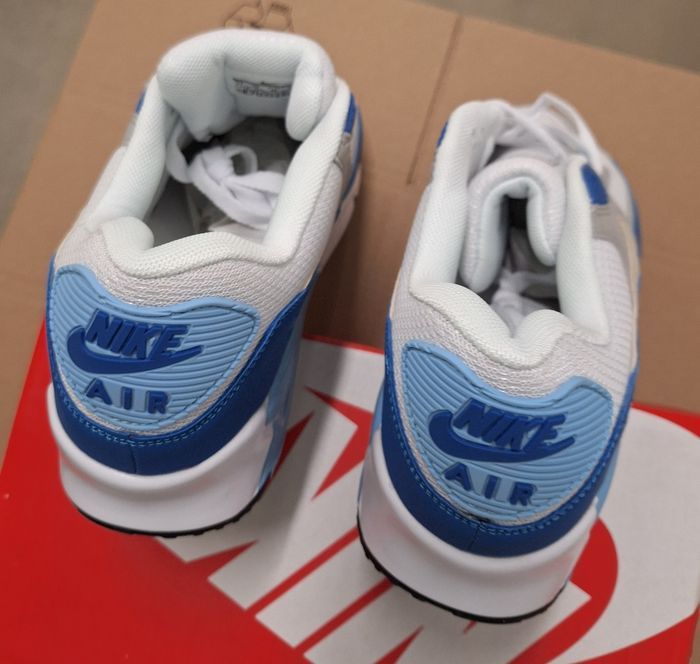 Nike air max 90 taille 42 neuve avec étiquettes 🏷 - photo numéro 5