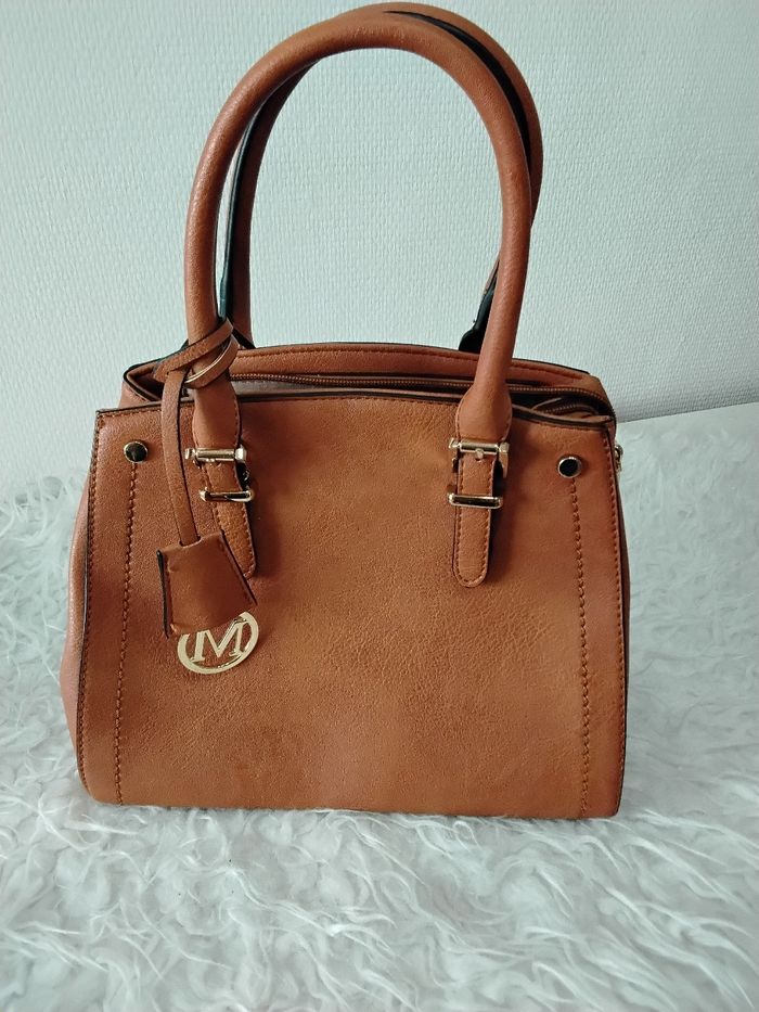 Sac à main 👜 élégant couleur camel parfait état - photo numéro 2