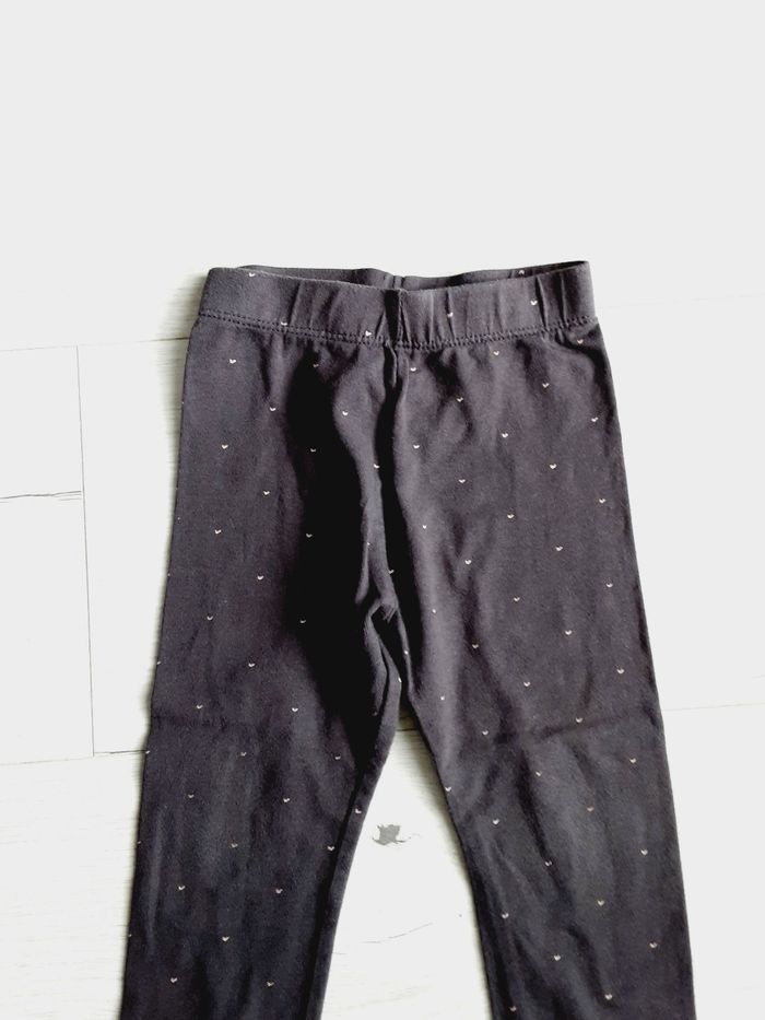 Vêtement bébé fille pantalon legging petits cœurs Kiabi 2 ans 24 mois - photo numéro 2