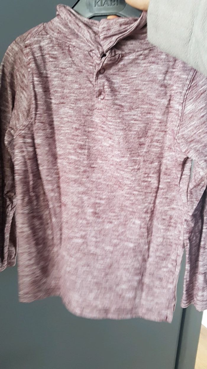 Tee shirt col montant - photo numéro 3