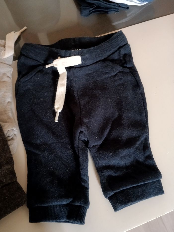 5 joggings - photo numéro 3