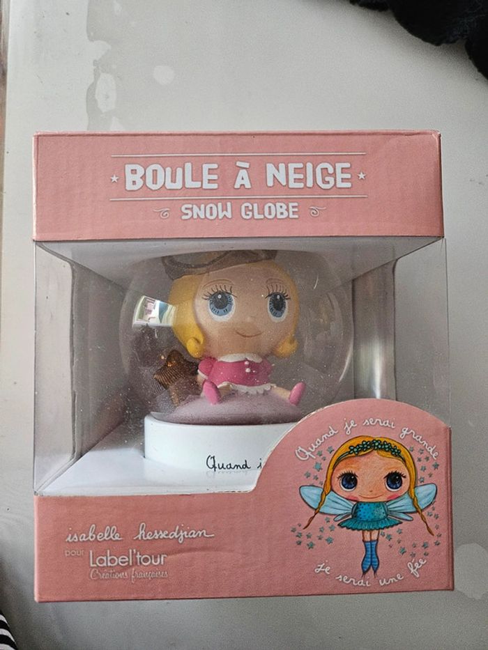 Belle boule à neige Quand je serai grande