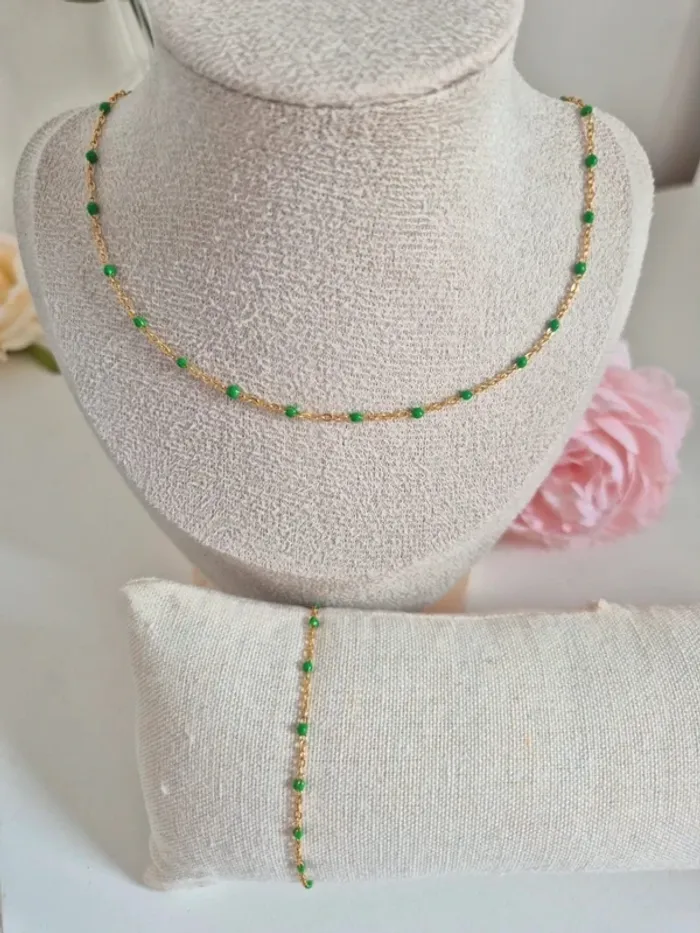 Lot de 2 bijoux en acier inoxydable dorée parure avec perles vertes - photo numéro 3
