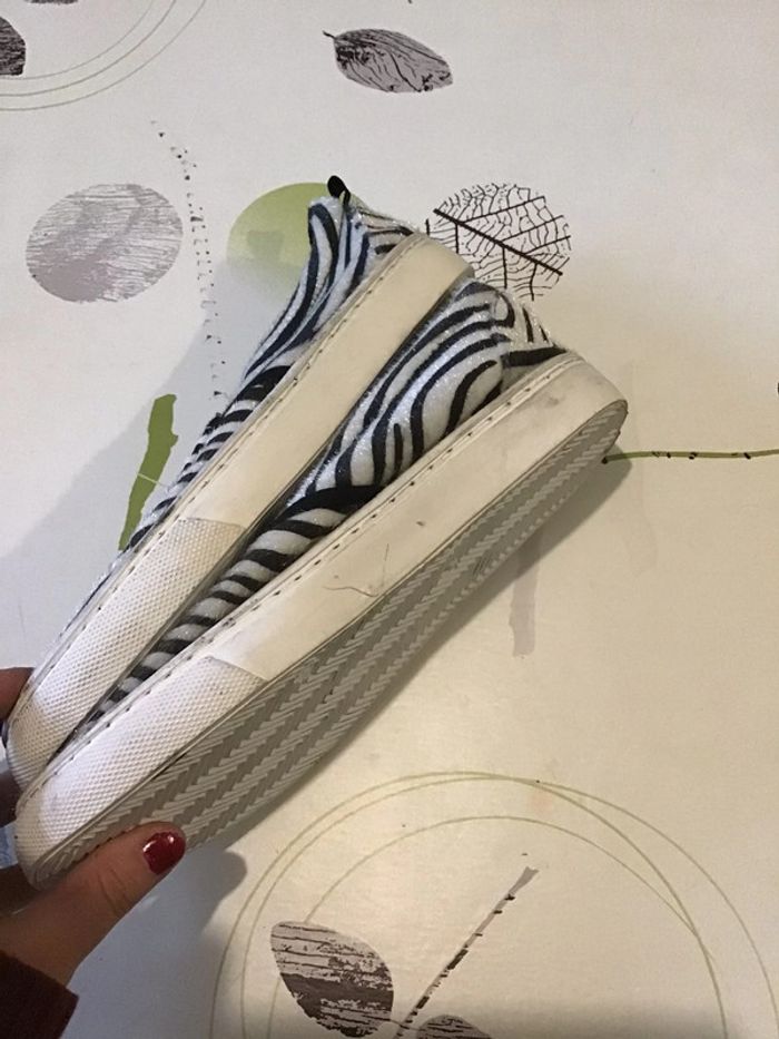 Chaussure détente zébrée noir et blanche taille 38 - photo numéro 4