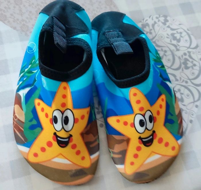 Chaussures d'eau, de plage de piscine