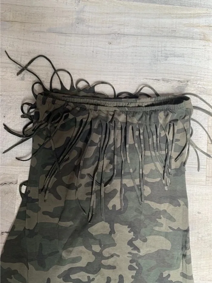 Robe bustier militaire à frange - photo numéro 3