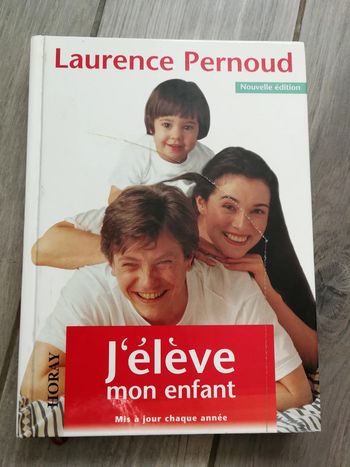J'élève mon enfant livre de Laurence Pernoud