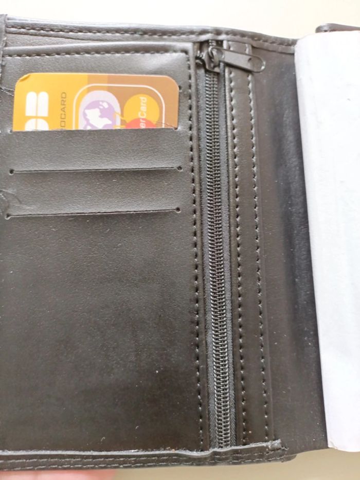 Portefeuille noir herlaine Paris neuf - photo numéro 4