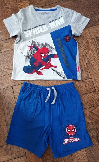 Bel ensemble garçon 8 ans Spiderman