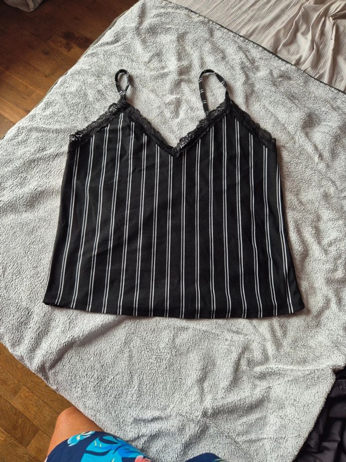 débardeur noir et blanc jennyfer M