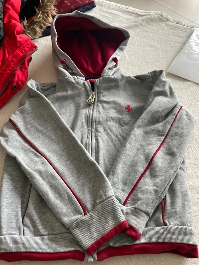 Veste de Ferrari, quatre ans - photo numéro 8