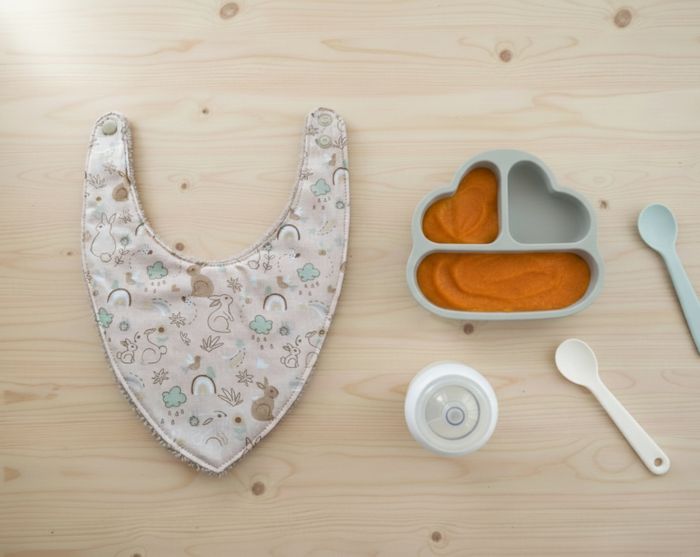 Bavoir bandana Naissance à 9 mois Création unique artisanale - photo numéro 2