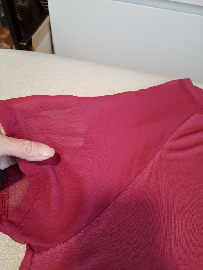 Beau tee-shirt femme C&A XL framboise neuf et étiqueté - photo numéro 5