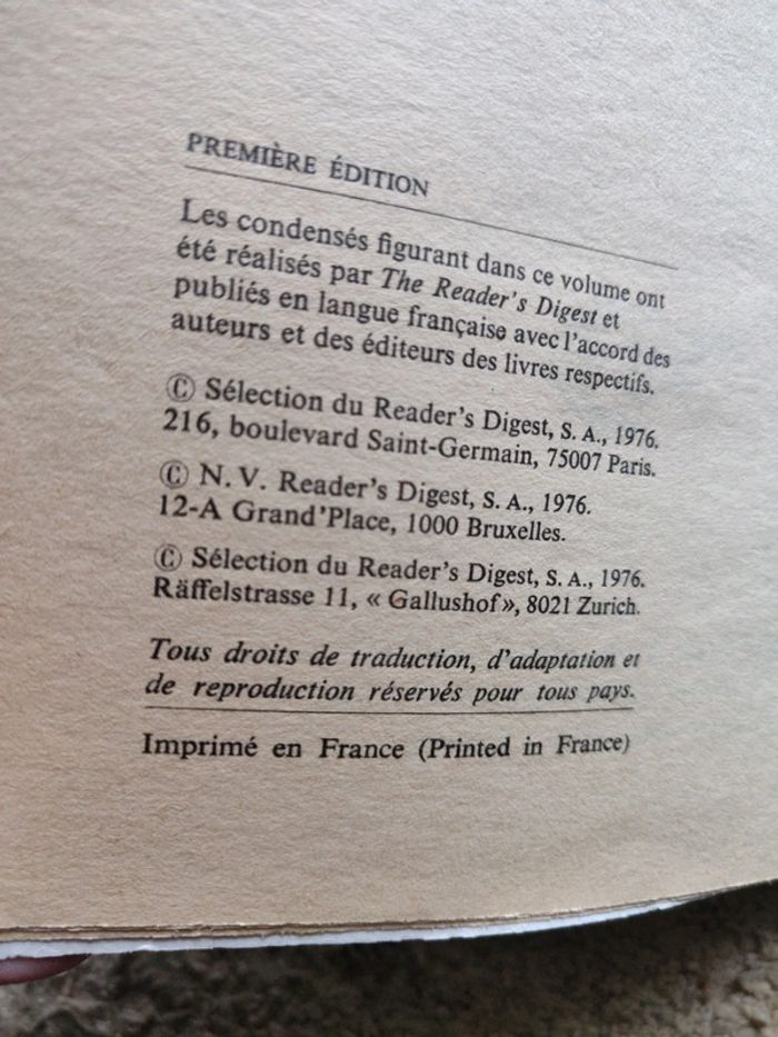 Livre de 1976 contenant 2 histoires - photo numéro 5