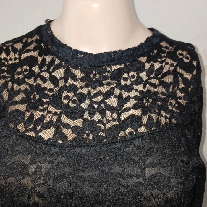 Robe dentelle taille 40/ l - photo numéro 3