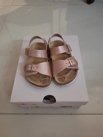 Sandales rose à paillettes à scratch