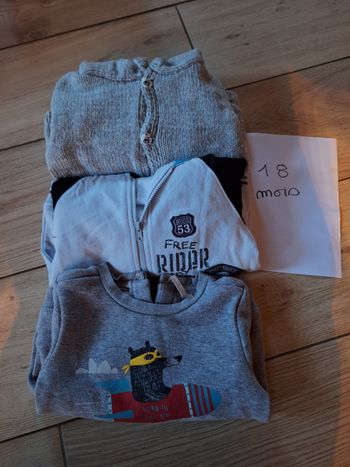 Lot pulls / gilets 18 mois garçon 