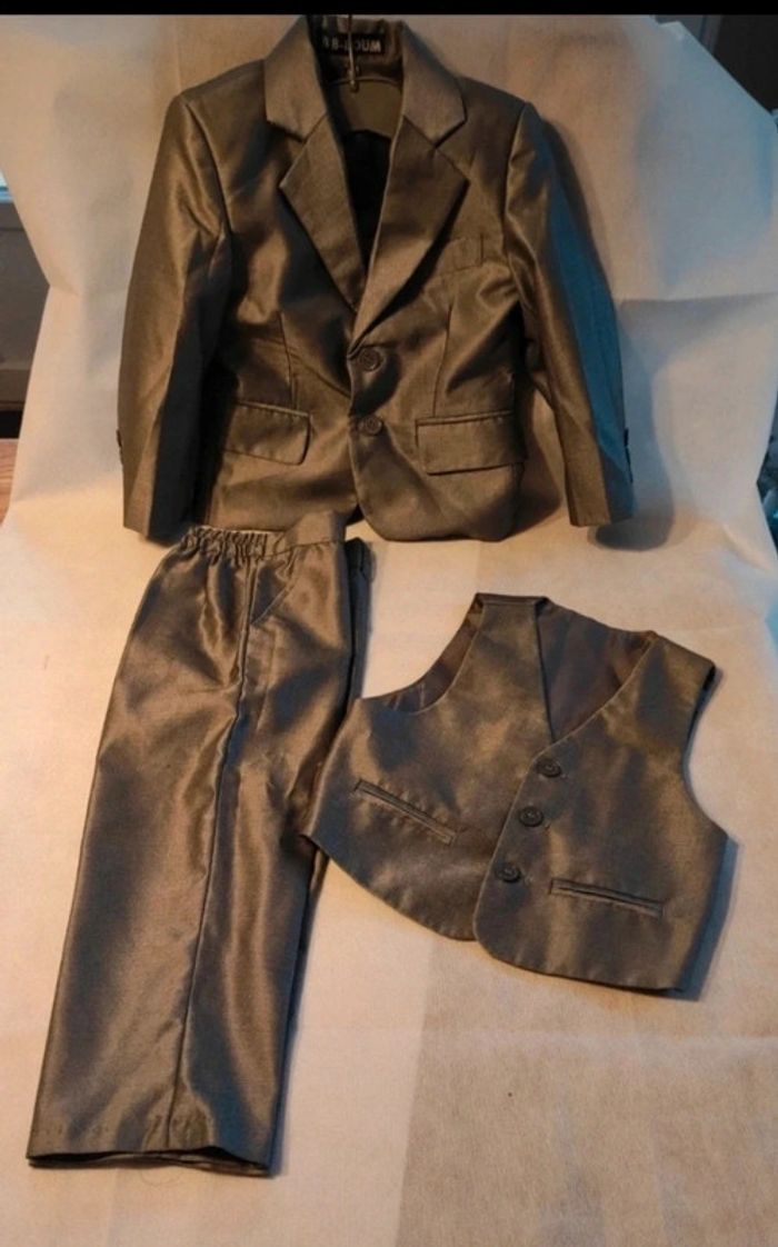 Costume cérémonie 12 mois