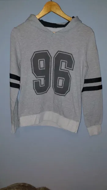 Sweatshirt à capuche