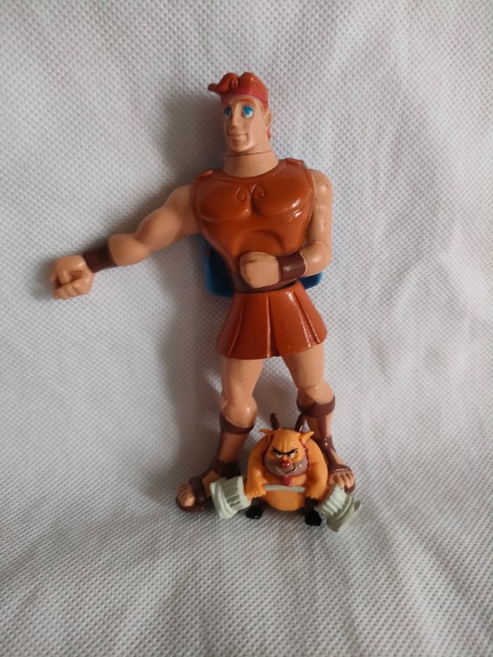 Lot de deux figurines Disney Hercules
