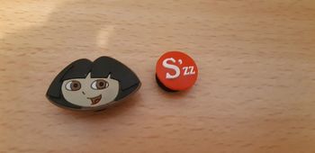 Pin's pour crocs Dora