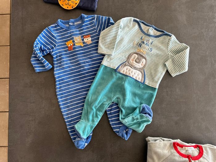 Lot de 5 pyjamas bébé garçon 6 mois - photo numéro 4