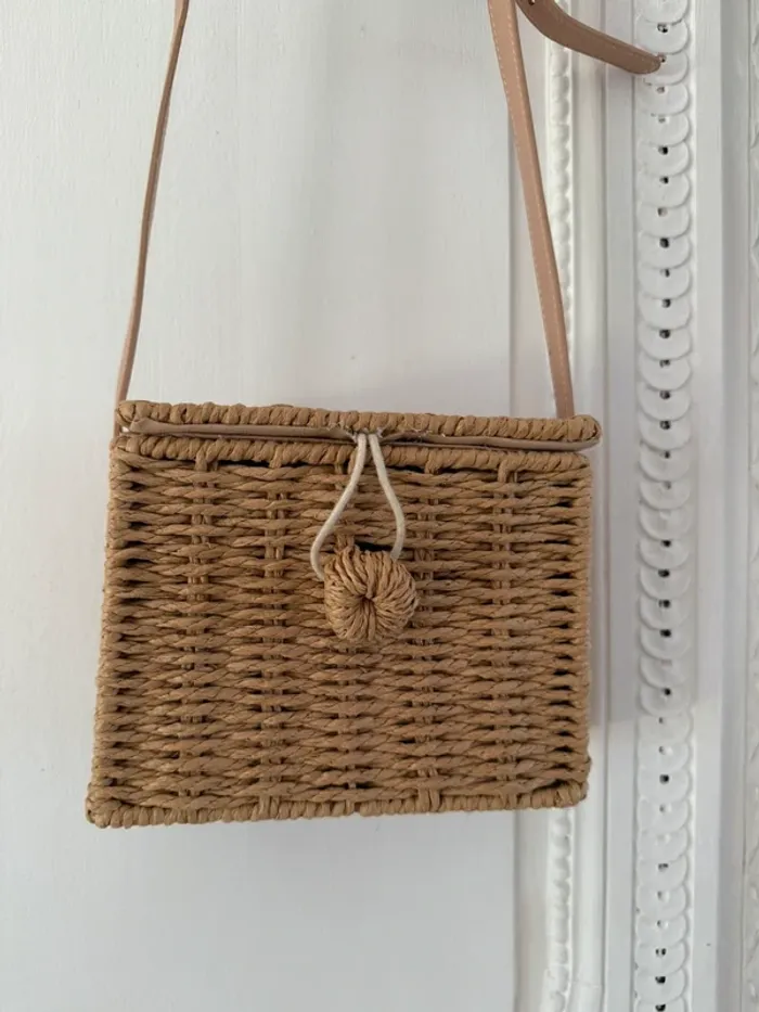 Neuf sac bandoulière en matière style osier paille - photo numéro 2