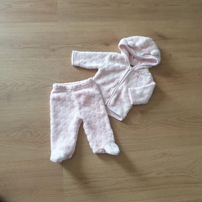 🩷 Ensemble veste zippé à capuche en bas 1 mois kiabi #emyfleury_1moisfille - photo numéro 2