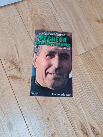 Pêcheur en méditerranée