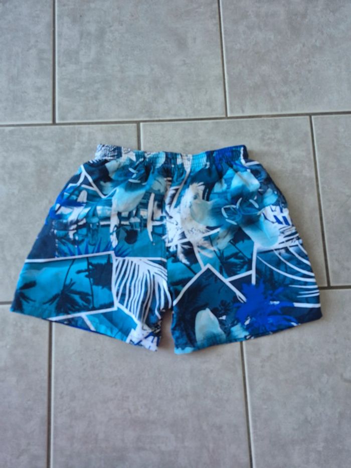 Short de bain taille 12 ans - photo numéro 2