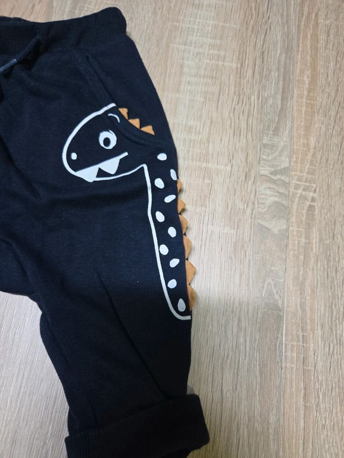 Sarouel 🌸 9 mois - photo numéro 2