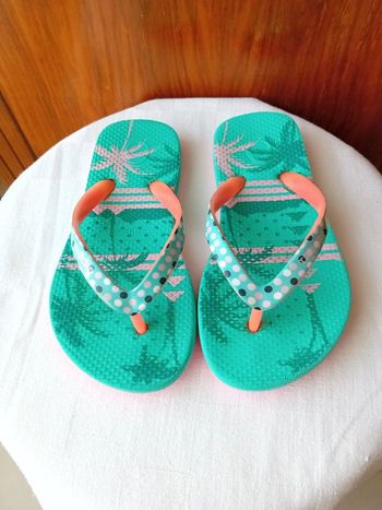 Claquettes de plage  - Pointure 27/28