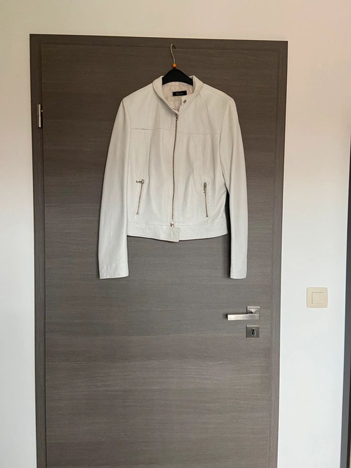 Blouson blanc 38-40 - photo numéro 3