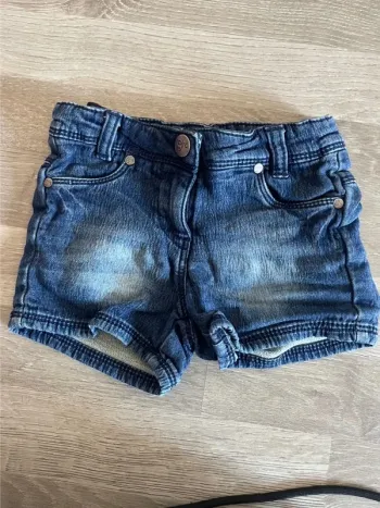 Short jean
