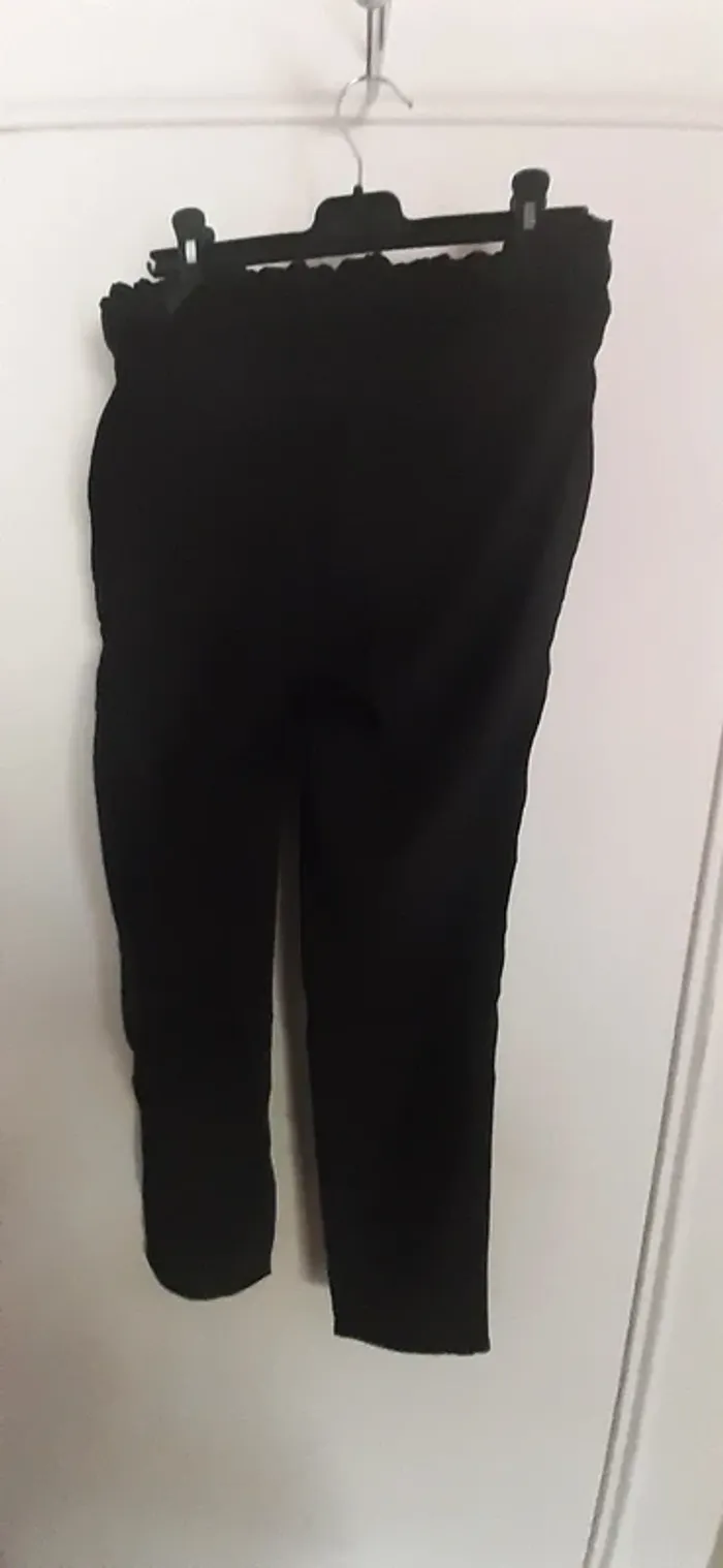 Pantalon en tissus Xs avec liseret fleuri - photo numéro 3