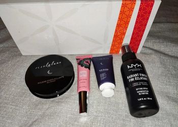 Lot produits maquillages